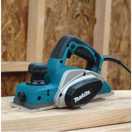 RABOTEUSE KP0800K 82MM 620W   MALETTE