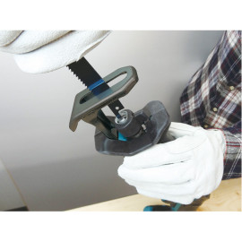 Scie récipro sans fil 18V Li-Ion / DJR183Z - MAKITA
(Machine seule)